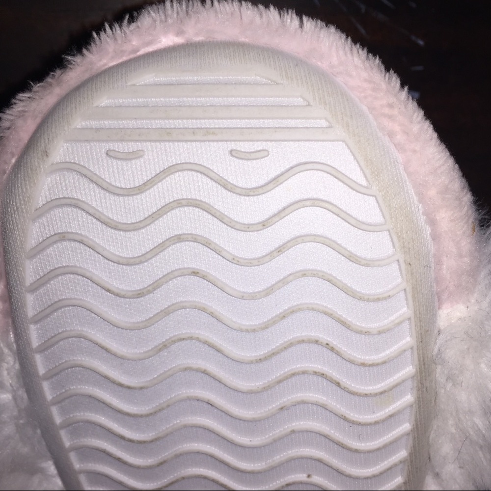 🦄Magical Unicorn White Pink Purple Fluffy Slippers🌸 11.5 Toddler - Picture 9 of 9